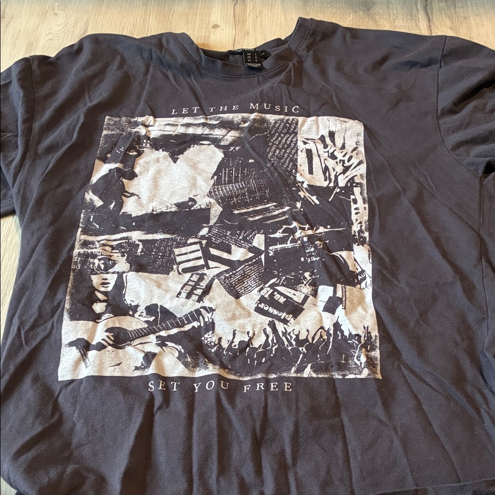 Streetwear Society Black Graphic Tee